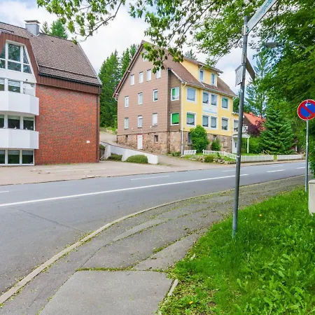 Wurmbergstation Apartman *